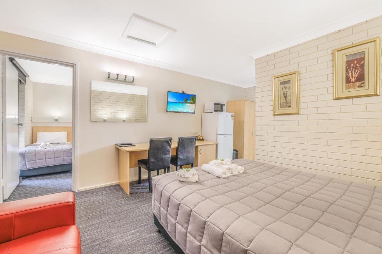 تامفورث Stagecoach Inn Motel المظهر الخارجي الصورة